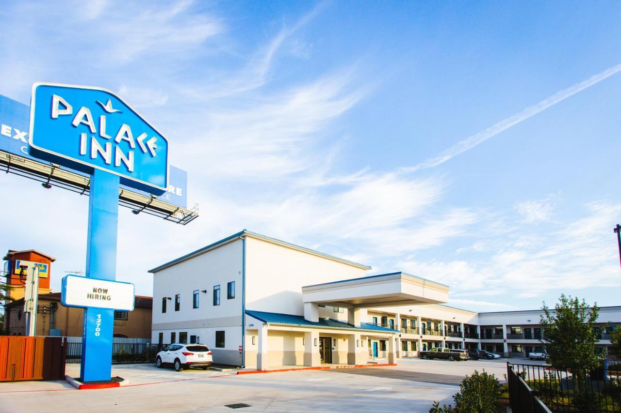 Palace Inn Blue Federal Road Houston Exterior photo